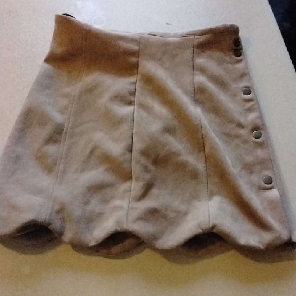 Womans M HYFVE Tan Bubble Mini Skirt Casual Suade Buttoned Side Zipup